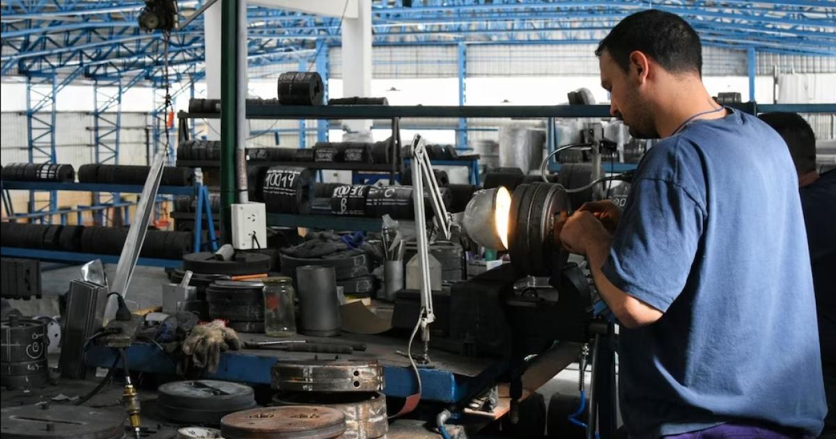 La actividad manufacturera atravesó un escenario de bajo dinamismo durante los primeros meses de 2026