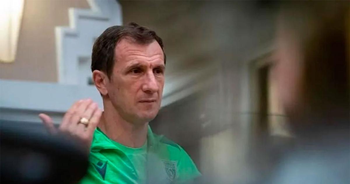 Rodolfo Arruabarrena inició su ciclo en Boca Juniors con una fuerte depuración del plantel y les comunicó a cuatro futbolistas que no ser�n tenidos en cuenta para la próxima temporada