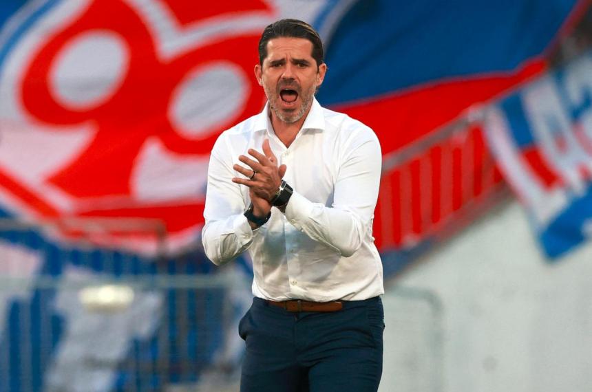 Fernando Gago se recupera en una clínica de Santiago de Chile