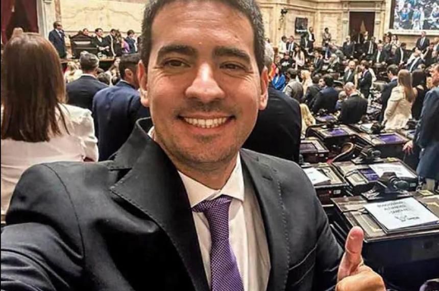 El nuevo vocero presidencial Adri�n Ravier