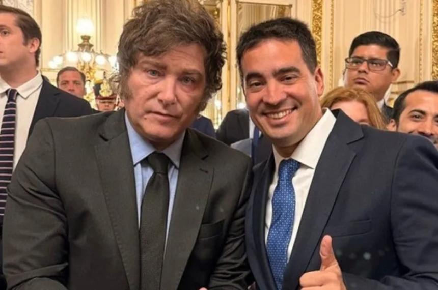 Ravier con el presidente- este lunes asume el cargo de vocero