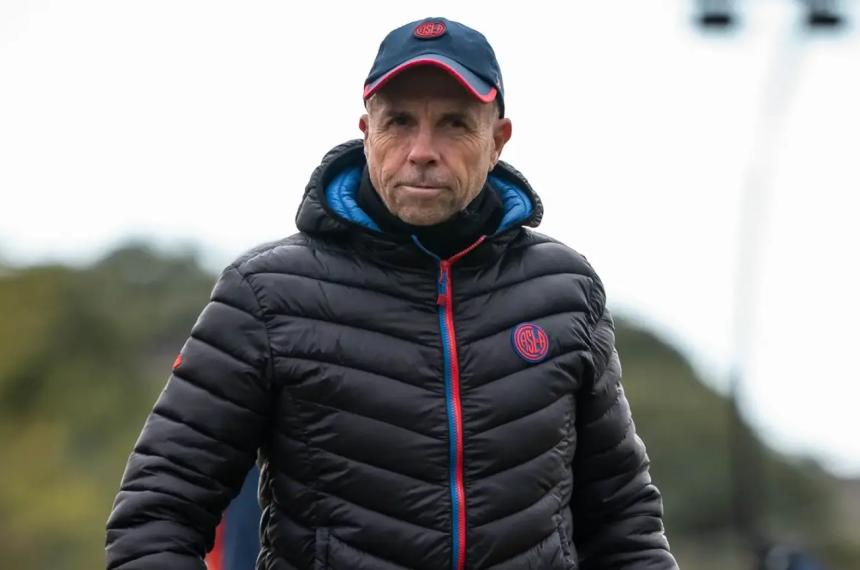 Gustavo Álvarez no sigue en San Lorenzo
