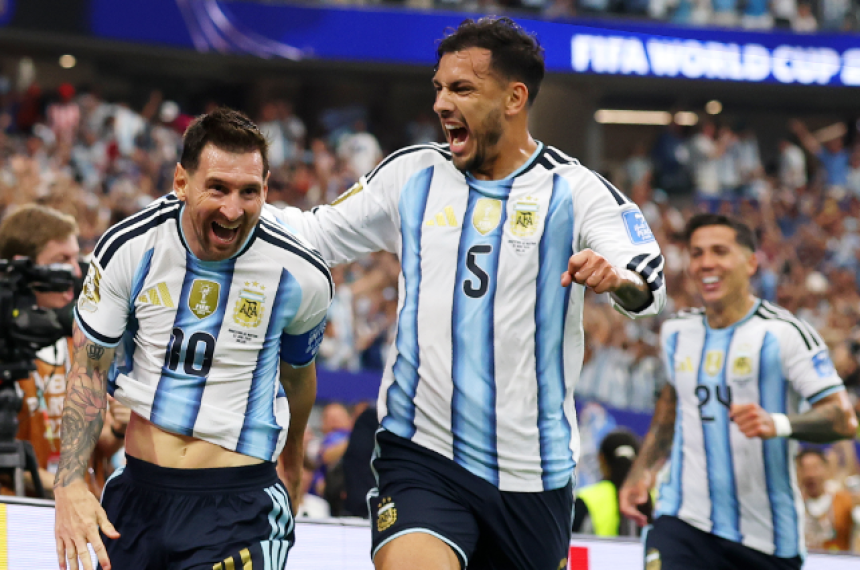 Messi con todas las ganas festeja el segundo frente a Austria