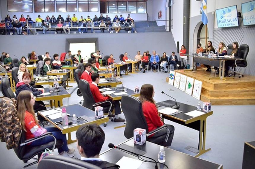 La actividad legislativa reunir� jóvenes de toda la provincia