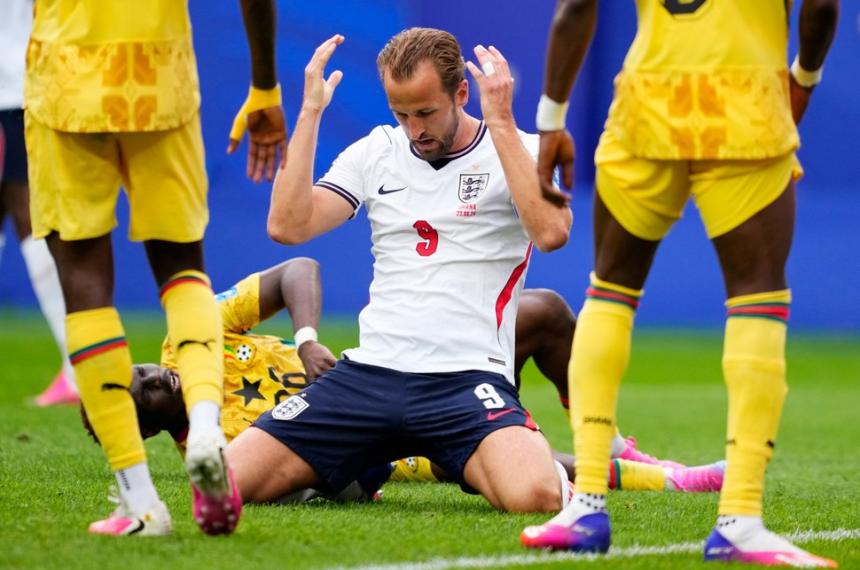 Inglaterra careció de ideas para quebrar la muralla defensiva de Ghana