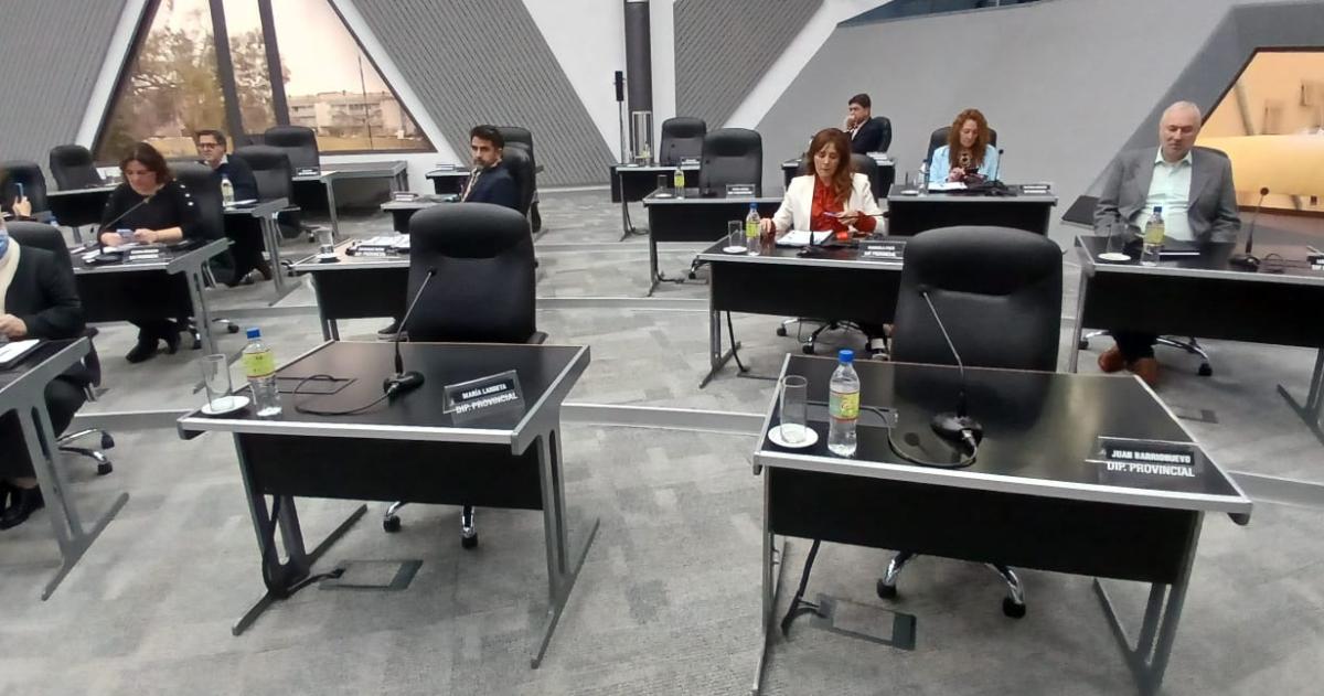 El vernismo le marcó la cancha a Casa de Gobierno en el tema petroleo