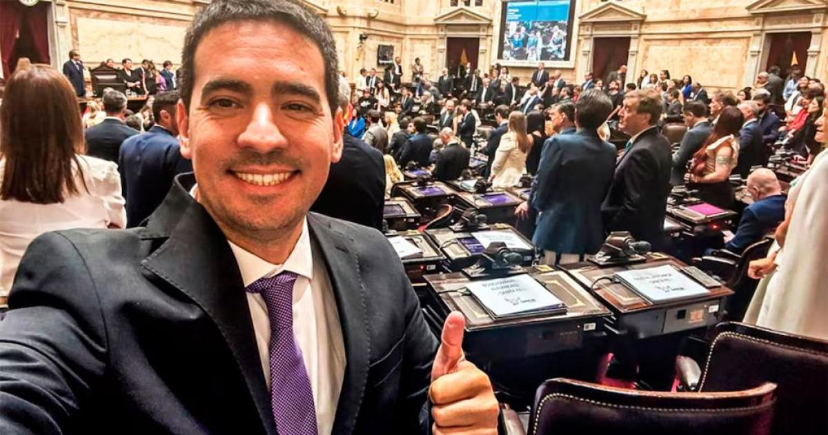 Adri�n Ravier ser� presentado oficialmente este viernes como nuevo vocero presidencial y el martes próximo encabezar� su primera conferencia de prensa en la Casa Rosada