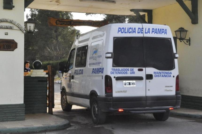  Las condiciones materiales de las celdas y pabellones son descriptas como vejatorias
