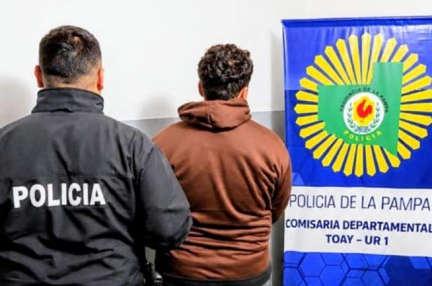 La policía realizó dos allanamientos y detuvo a los sospechosos
