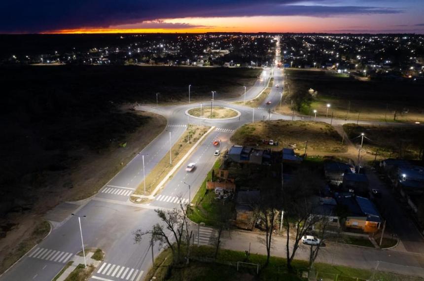 Se habilitó la red de luminarias LED sobre el renovado eje vial del norte de la ciudad