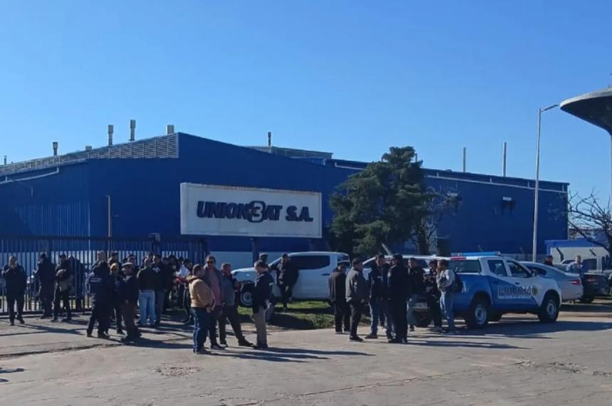 Union Bat despidió a la totalidad de su personal de su planta de Gualeguaych�