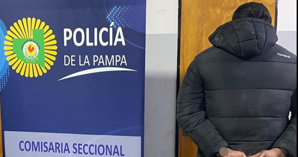 El sujeto fue detenido por personal policial de la Seccional Primera