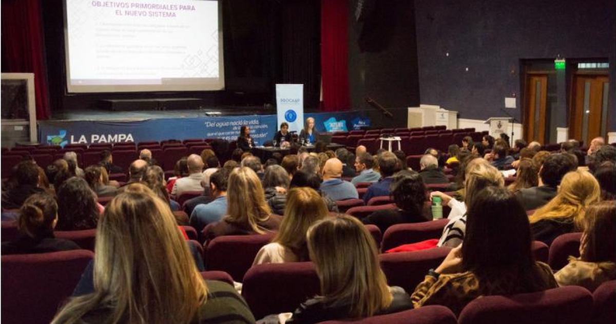 La actividad se desarrolló en el auditorio de MEDASUR y estuvo a cargo de la Fiscalía de Investigaciones Administrativas