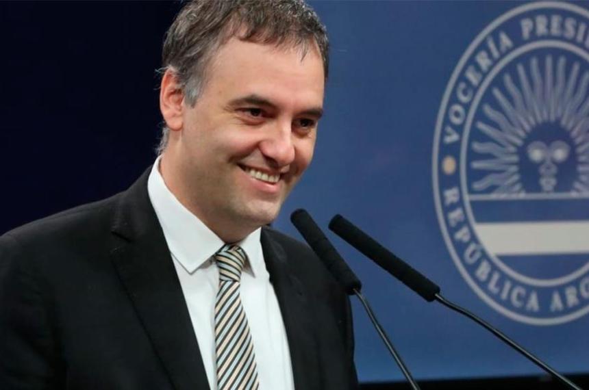 Laura Schiuma declaró ante la Justicia que le prestó su tarjeta de crédito a Manuel Adorni para comprar un monitor gamer una operación incorporada a la investigación sobre su patrimonio