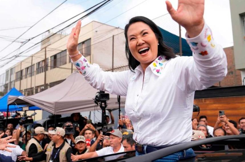 Keiko Fujimori fue confirmada como presidenta electa de Per� tras imponerse por 49641 votos y asumir� el próximo 28 de julio para un mandato de cinco años