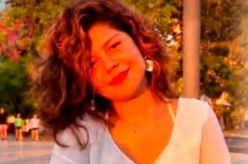 La Prefectura Naval mantiene un intenso operativo de b�squeda en el río Paran� mientras la Justicia investiga la desaparición de Melanie Aldaz vista por �ltima vez el 25 de junio en Corrientes