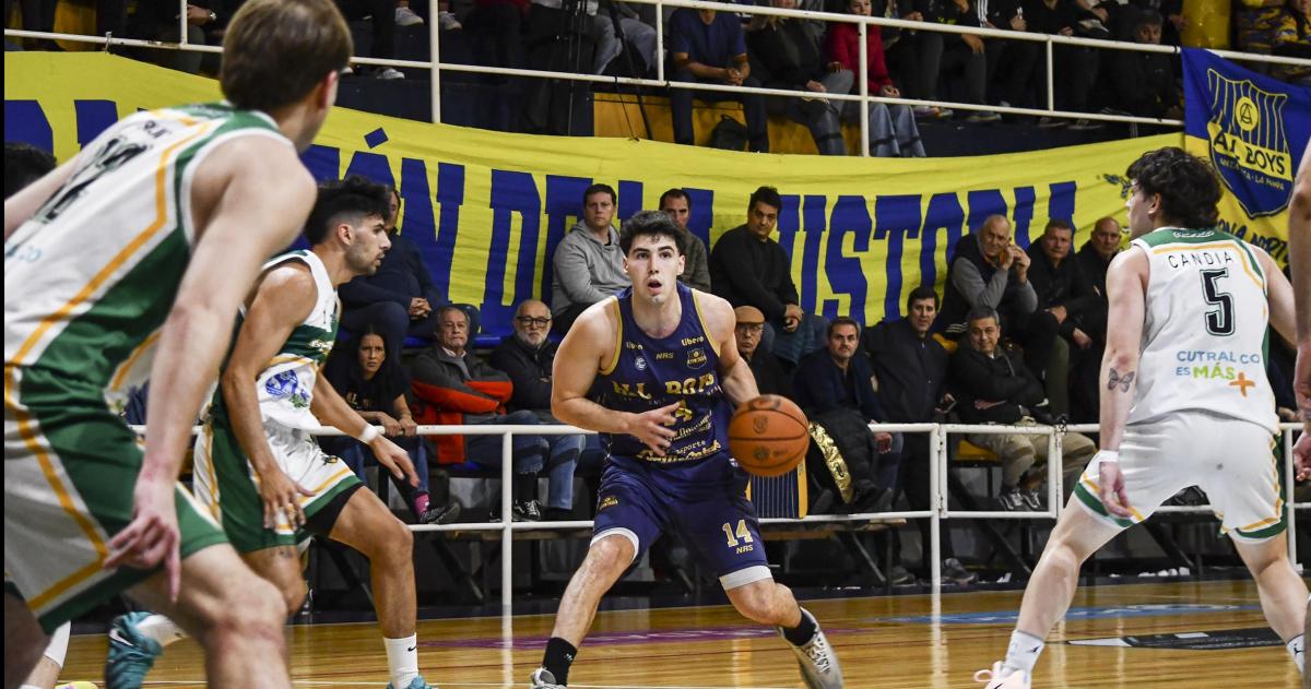 Thiago Dasso la rompió y terminó con 40 puntos en la gran victoria Auriazul