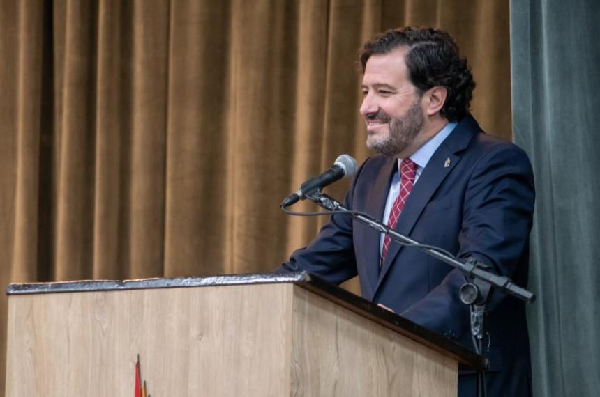 Rector Francisco Marull