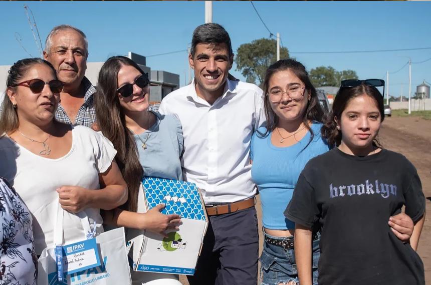 Feito inscribió un partido en la justicia electoral �Habr� candidatos por fuera del PJ