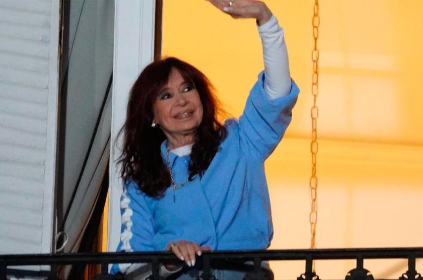 El procurador general Eduardo Casal consideró que la Corte Suprema debe revisar la restitución de la pensión por viudez de Cristina Kirchner tras la condena firme en la causa Vialidad