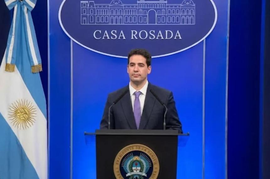 El debut de Adri�n Ravier como vocero presidencial en la Casa Rosada
