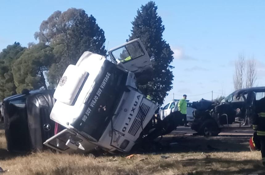 El siniestro vial ocurrió en el kilómetro 585 en el tramo que une Santa Rosa con Anguil