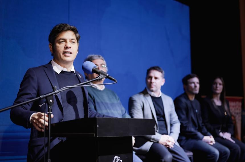 El gobernador de la provincia de Buenos Aires Axel Kicillof en la apertura de una nueva ronda de negocios