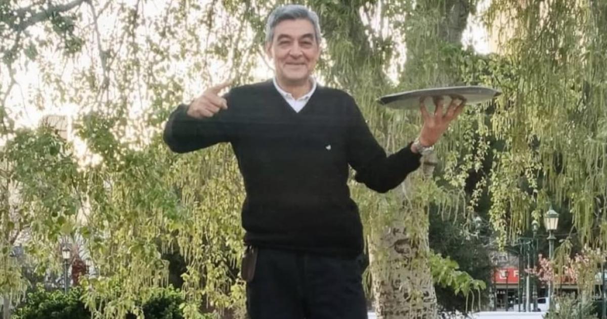 Horacio Tito García histórico mozo de la confitería La Capital