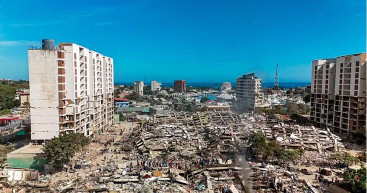 Especialistas atribuyen el colapso de cientos de edificios en La Guaira a la combinación de un intenso doble terremoto las características del suelo y posibles deficiencias en las construcciones