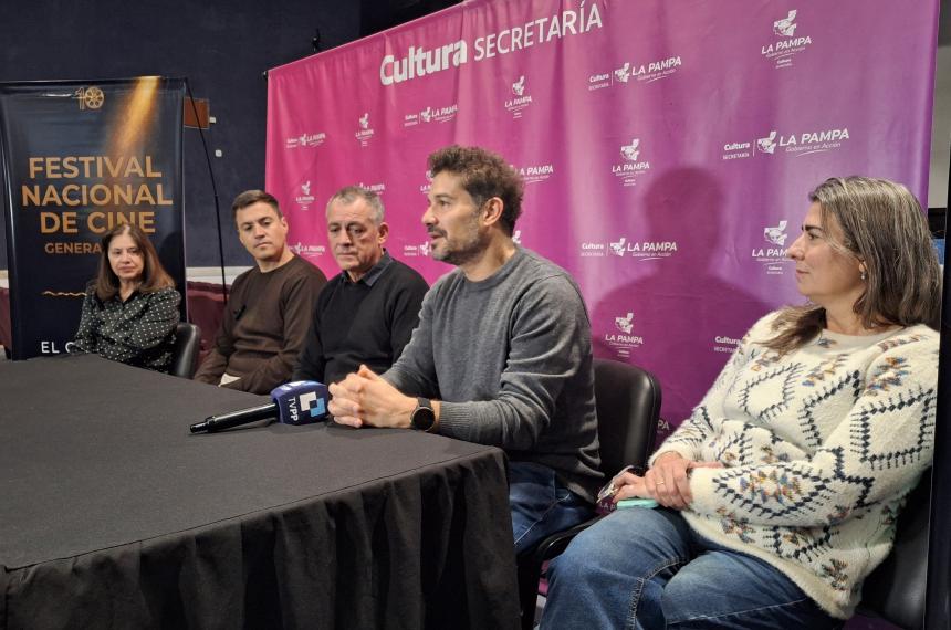 La presentación se realizó en el CC Medasur