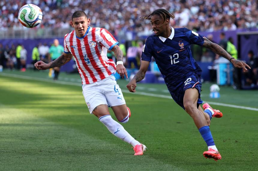 Paraguay y Francia chocan en Filadelfia