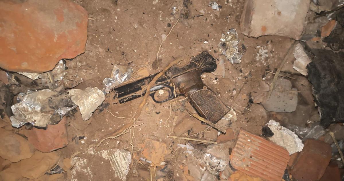 El arma secuestrada por la policía luego del incidente