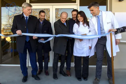 La inauguración del Centro Radio Oncológico en Santa Rosa