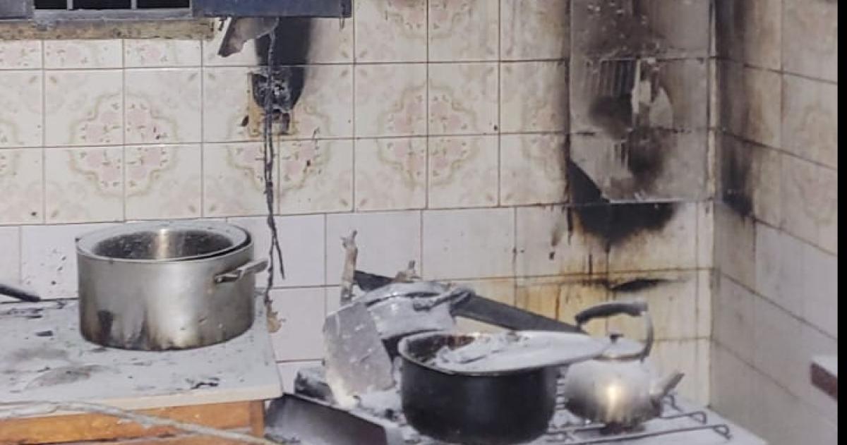 El grave episodio ocurrió anoche en una vivienda de la calle Ra�l B Díaz al 300