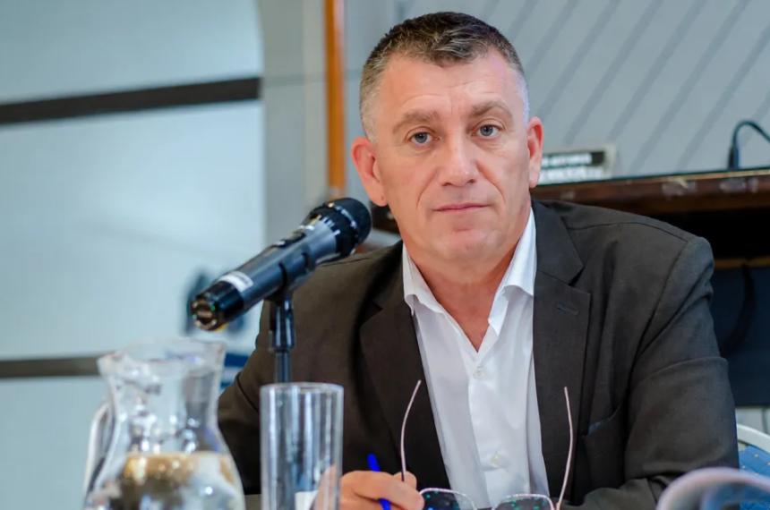 El ministro envió una nota la semana pasada protestando por el incumplimiento del gobierno de Milei