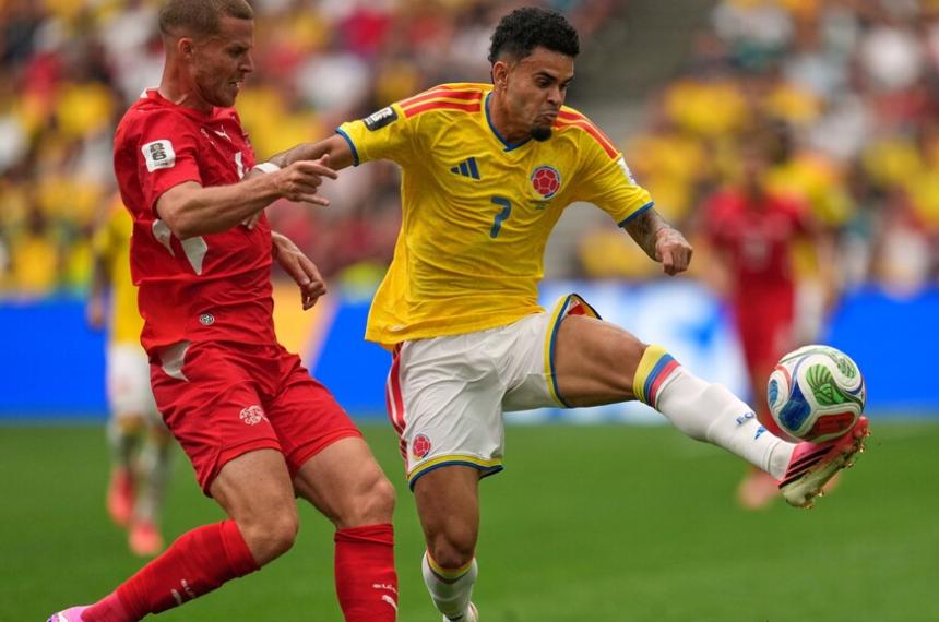 Los europeos y los sudamericanos disputaron un partido parejo