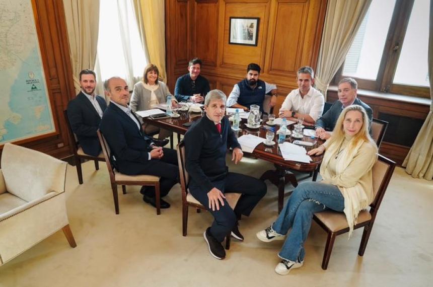 La Mesa Política del Gobierno se reunió este miércoles No estuvo el vocero presidencial Adri�n Ravier
