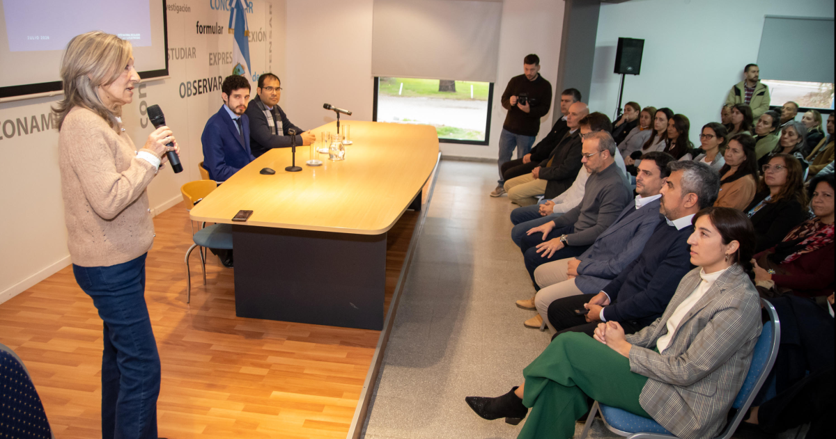 El encuentro fue en la Sala del Pensamiento