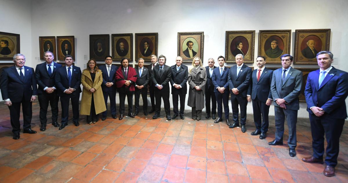 El encuentro en la histórica Casa de Tucum�n