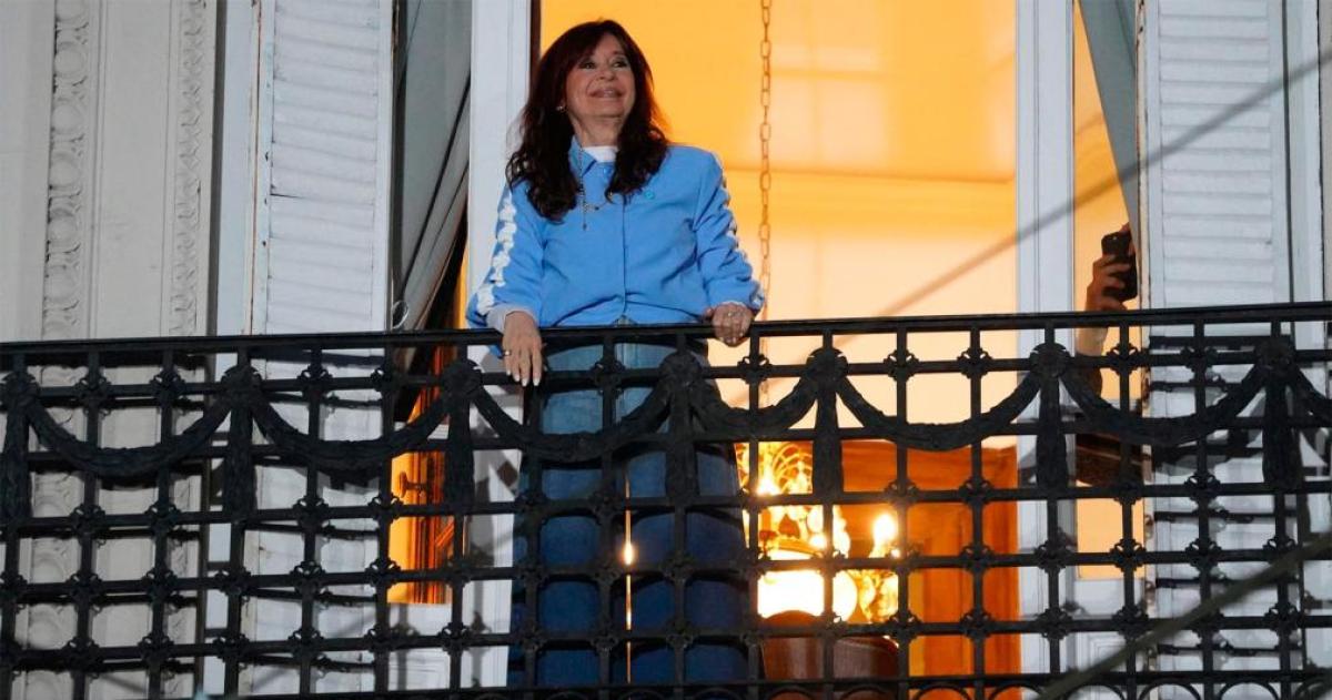 La ANSES restablecer� de manera provisoria la pensión por viudez de Cristina Kirchner aunque el Gobierno aplicar� descuentos mensuales superiores a los 3 millones mientras contin�a la disputa judicial