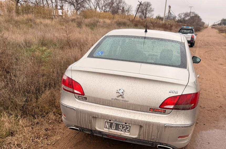 El vehículo recuperado por la policía