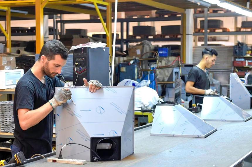 El peso de los impuestos en el centro de la crisis que golpea a las pymes