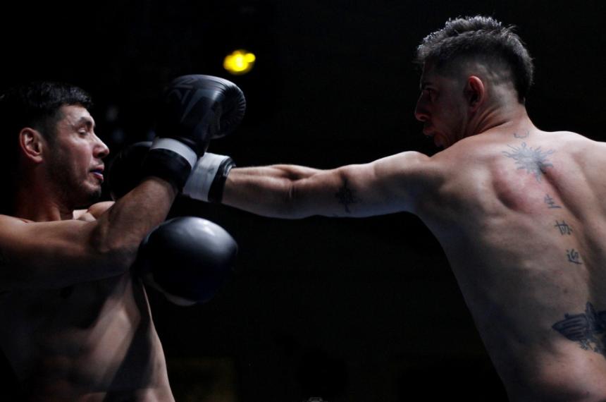 Gabriel Molinari sumó una nueva victoria por fuera de combate (Bruno Empe)