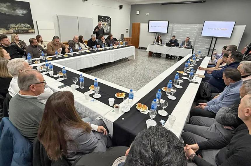 Reunión del BLP en donde se presentaron los n�meros del financiamiento