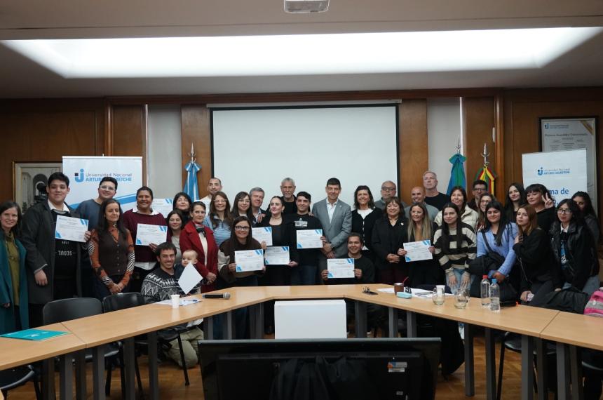 La jornada fue encabezada por el intendente de Avellaneda Jorge Ferraresi y el rector de la Universidad Nacional Arturo Jauretche Arnaldo Medina