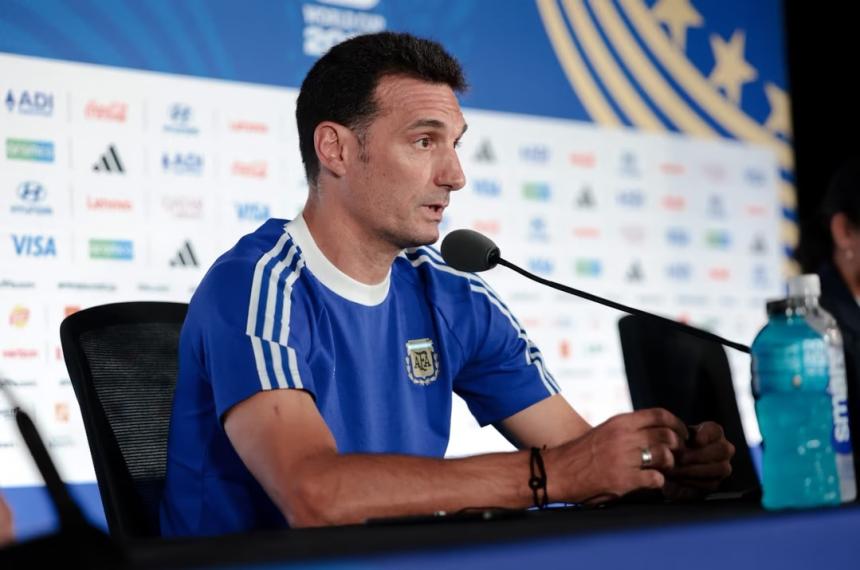 Lionel Scaloni en la conferencia de prensa previa al partido ante Inglaterra