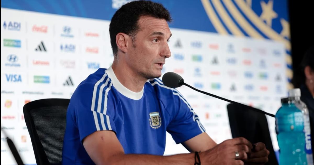 Lionel Scaloni en la conferencia de prensa previa al partido ante Inglaterra