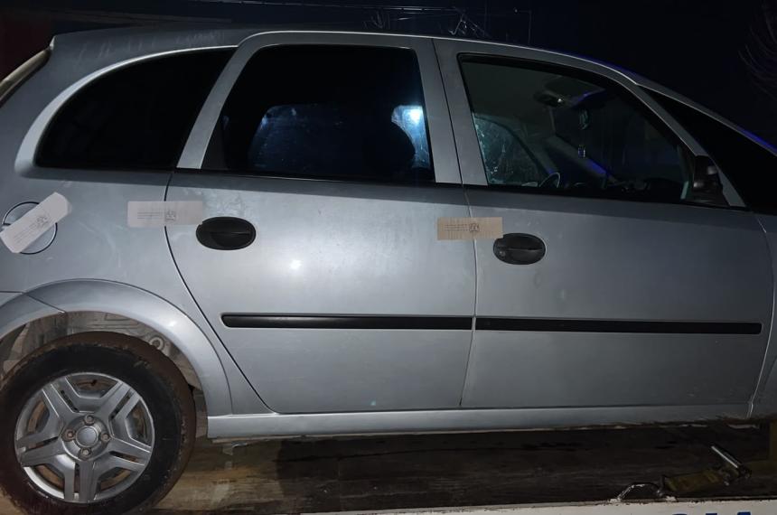 La Meriva secuestrada luego del siniestro vial