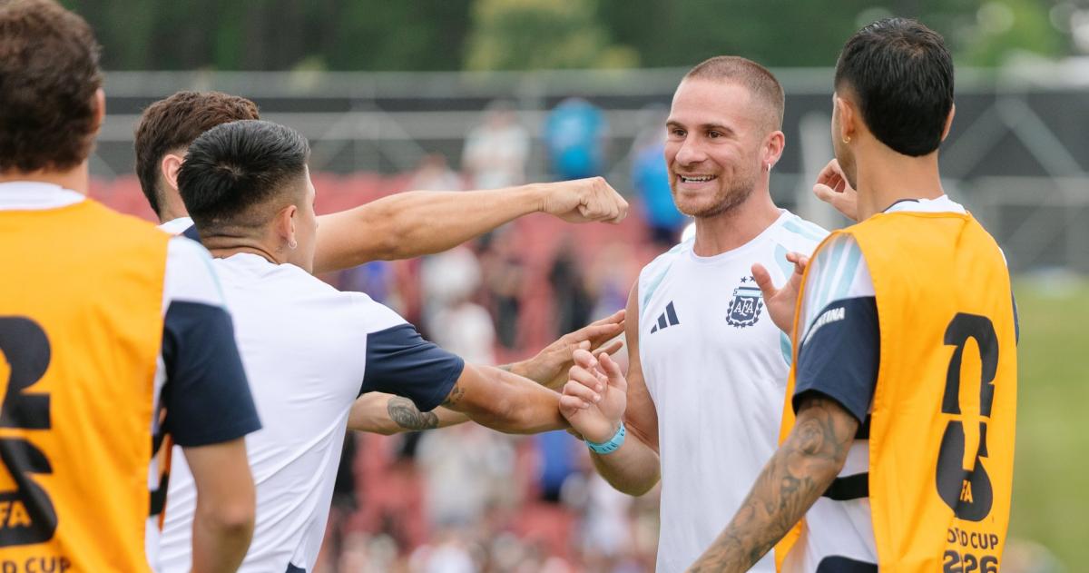 El plantel se prepara para el gran choque con Inglaterra esta tarde
