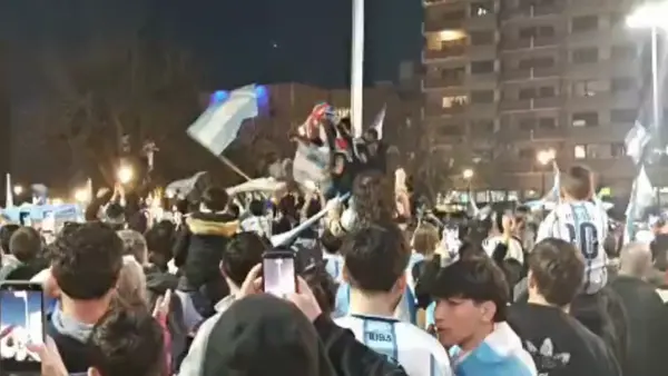 Quemaron una bandera